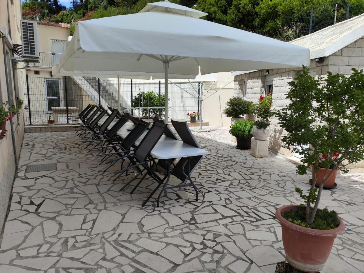Villa Niko Podstrana Buitenkant foto
